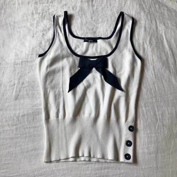 George Preppy Sweater Top with Bow - Picture 4 of 11